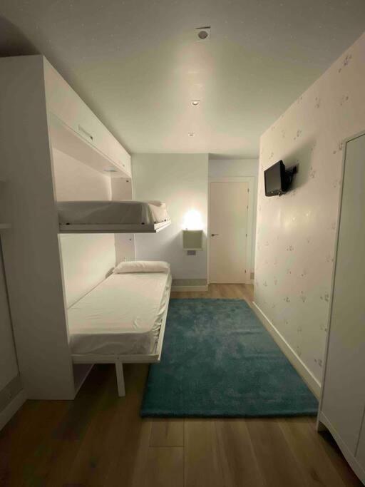 Apartamento A 100Metros De La Playa De San Lorenzo Gijon Ngoại thất bức ảnh