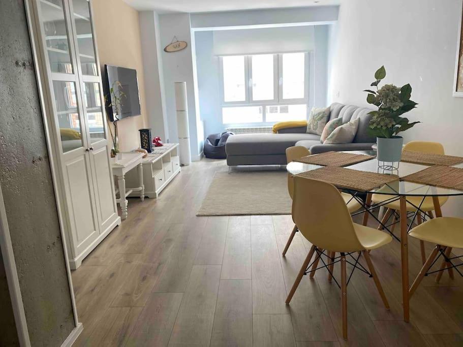 Apartamento A 100Metros De La Playa De San Lorenzo Gijon Ngoại thất bức ảnh